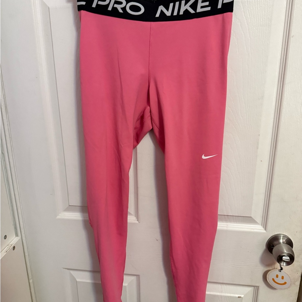 Nike Pink Leggings